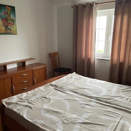 Apartma Metulj - New